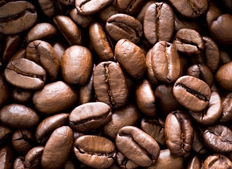 Cooxupé atinge recorde de produção de café preparado em 2024